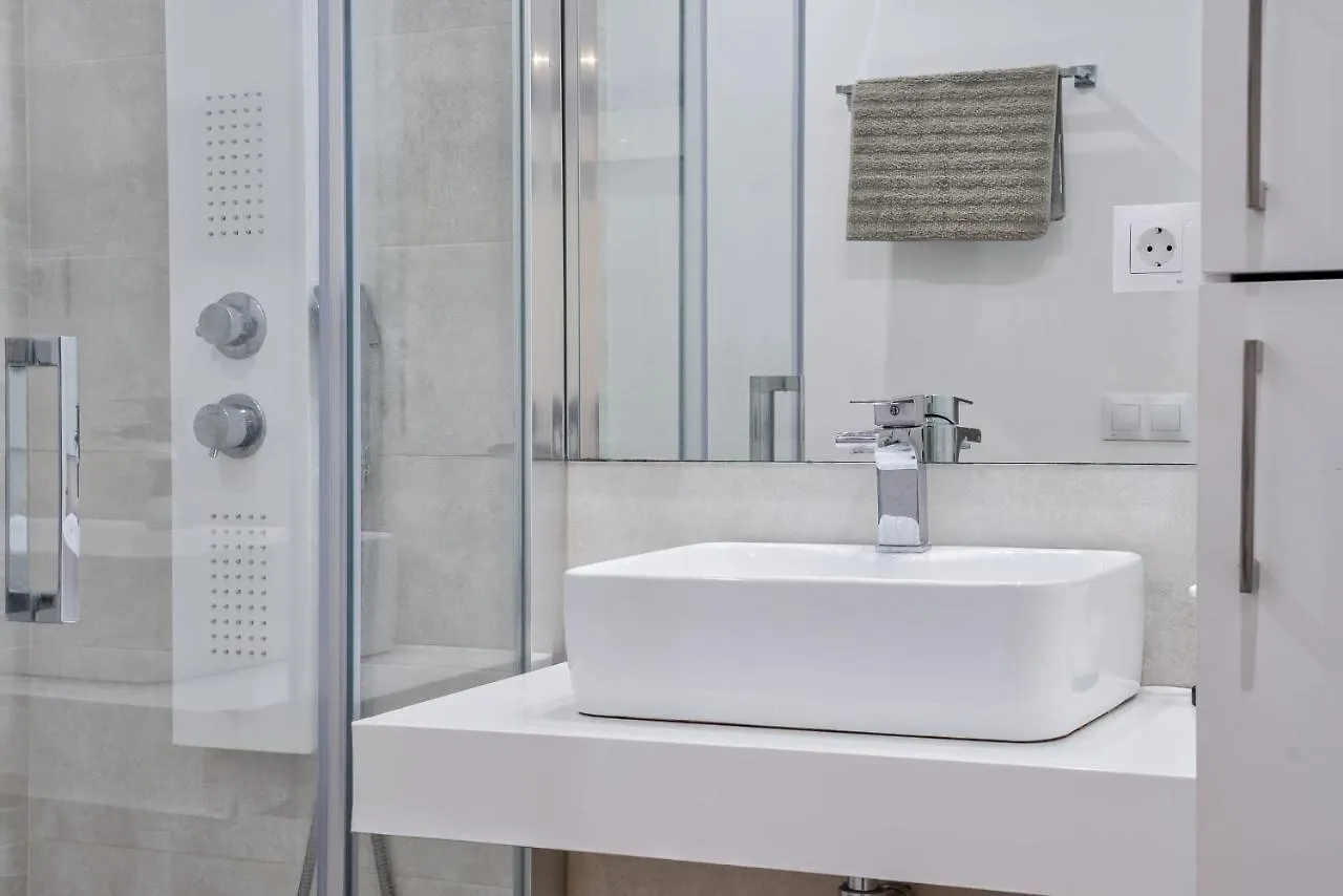 Sur Suites Pauli Fuengirola Apartment