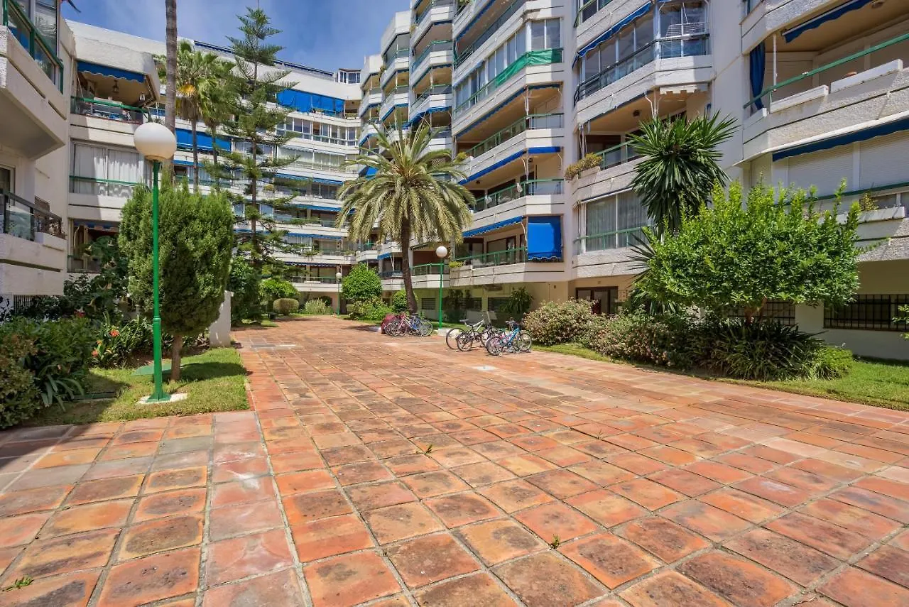 Apartment Sur Suites Pauli Fuengirola Spain